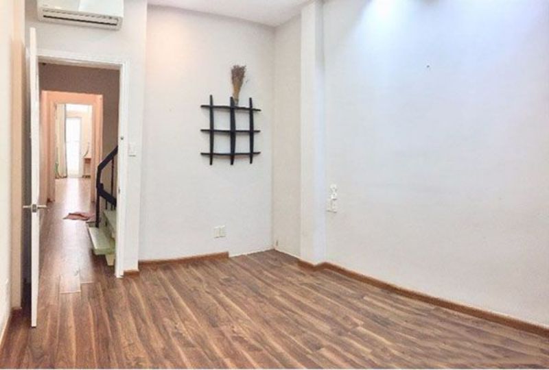 Cozy house for rent in district 3 Ho Chi Minh city Le Van Sy street