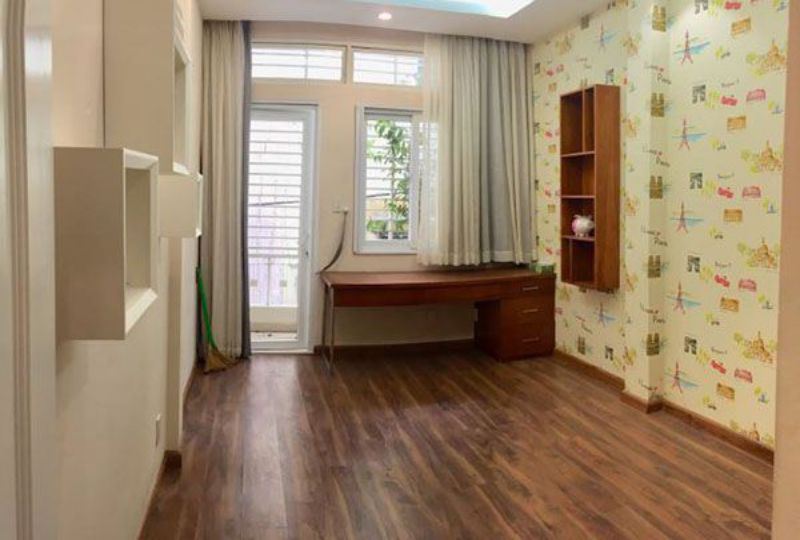 Cozy house for rent in district 3 Ho Chi Minh city Le Van Sy street