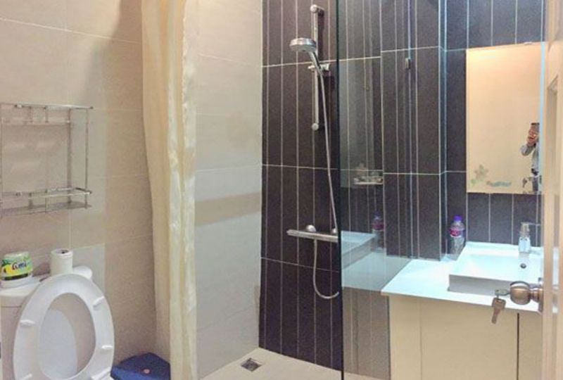 Cozy house for rent in district 3 Ho Chi Minh city Le Van Sy street