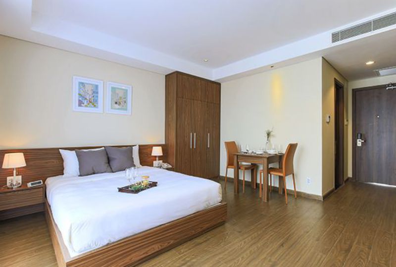 Nice serviced apartment for rent in district 3 Saigon Vo Van Tan street