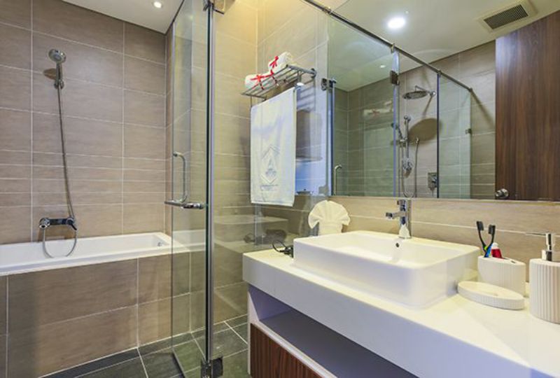 Nice serviced apartment for rent in district 3 Saigon Vo Van Tan street