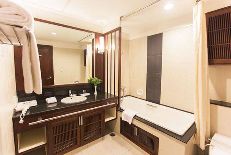 Nice serviced apartment for rent in Binh Thanh dist Nguyen Cuu Van street
