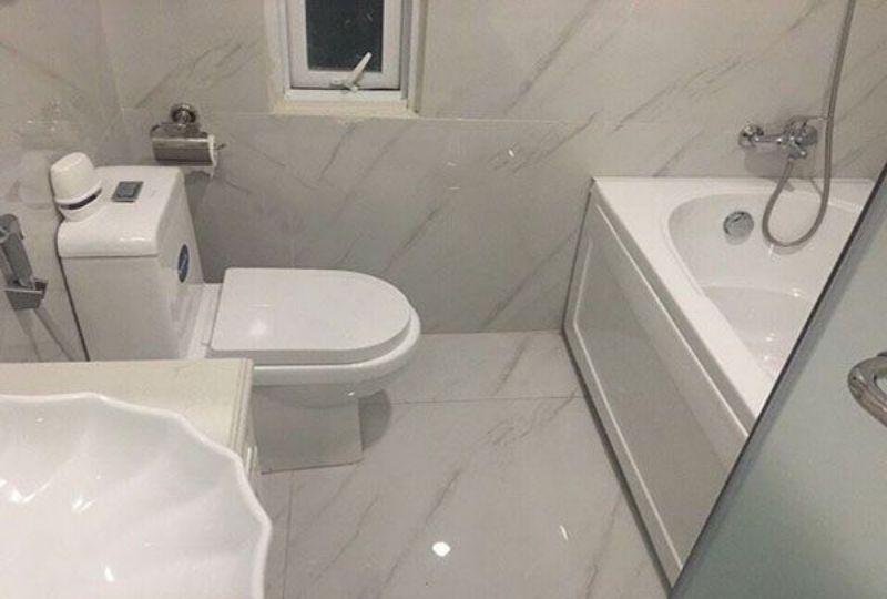 Modern building for rent in city center near Ben Thanh market - District 1