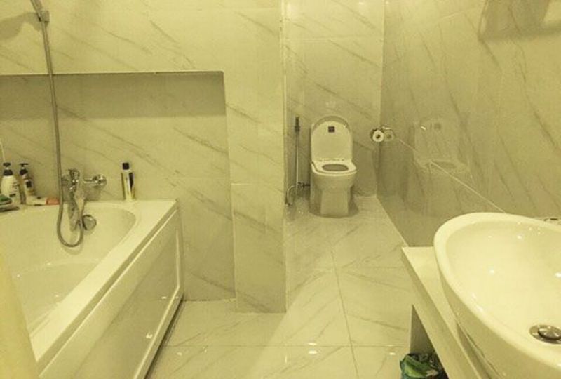 Modern building for rent in city center near Ben Thanh market - District 1