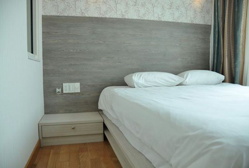Elegant serviced apartment for rent in Nam Ky Khoi Nghia district 3 HCMC