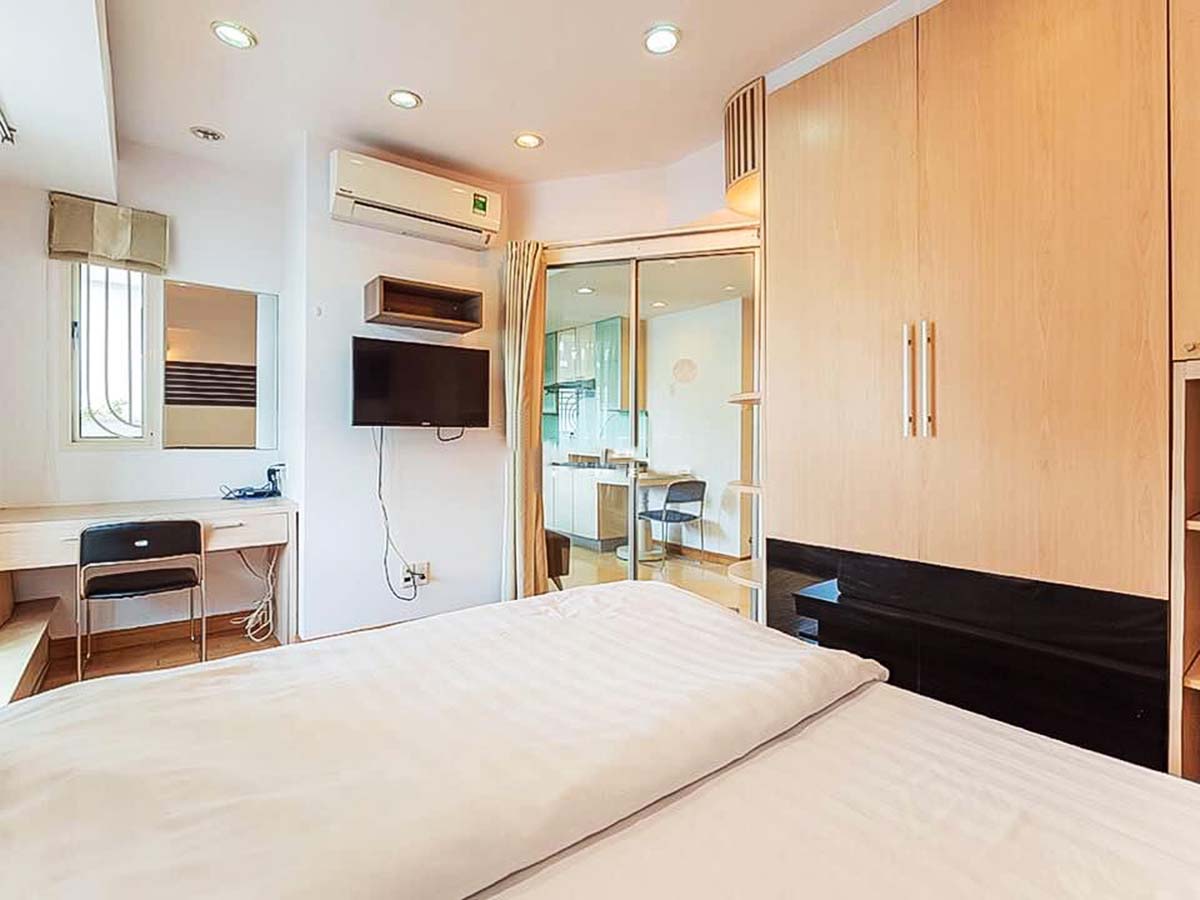 Airy serviced apartment for rent in Phan Xich Long street Phu Nhuan Dist