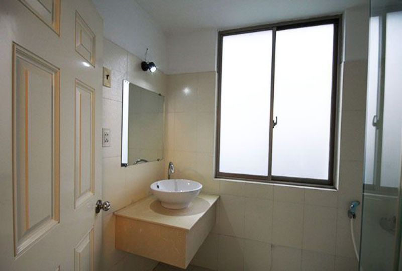 Nice serviced apartment for rent in district 3 Ho Chi Minh city center