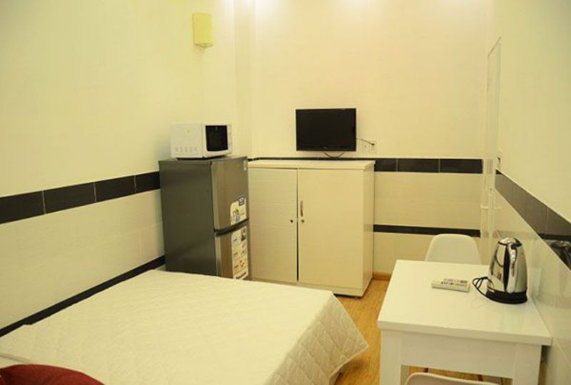 Studio apartment for rent in Ho Chi Minh city Au Duong Lan street district 8
