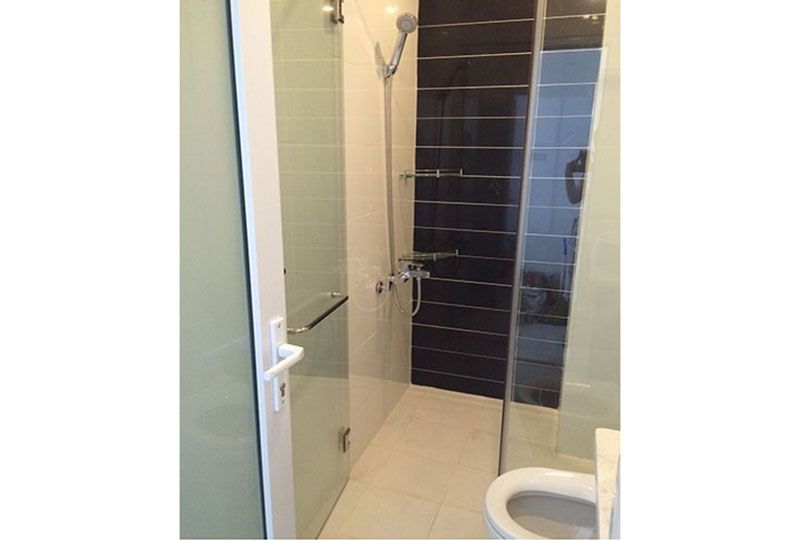 Studio serviced apartment for rent on district 1 HCMC Nguyen Trai street