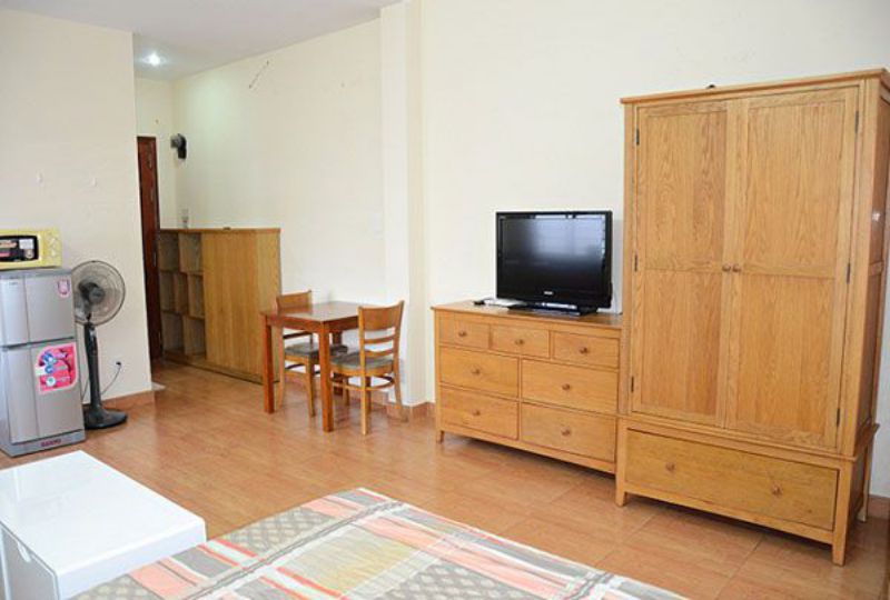 Nice serviced apartment for rent in Saigon city Nguyen Trai street District 1