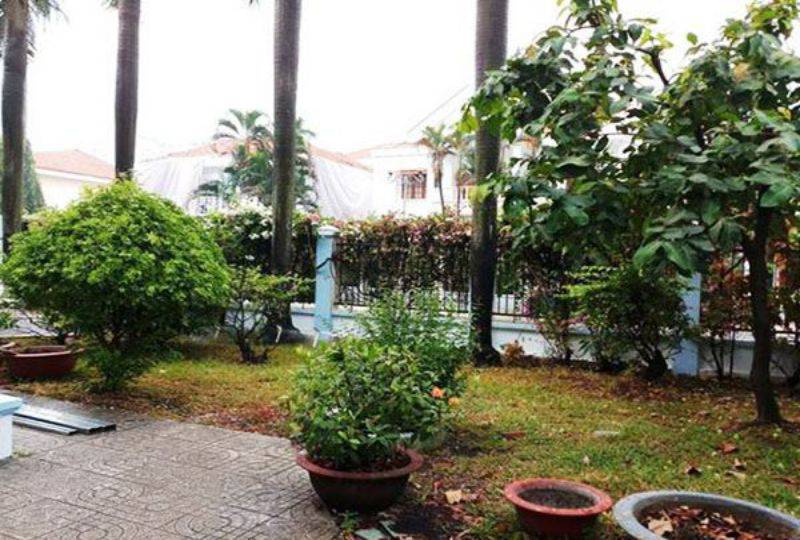 Villa in compound for rent on Tran Nao street Binh An - district 2 HCMC