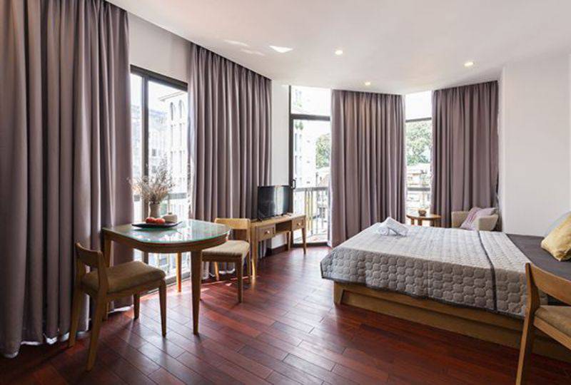 Bright serviced apartment for lease on Tan Dinh market District 1