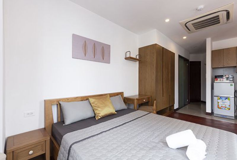 Bright serviced apartment for lease on Tan Dinh market District 1