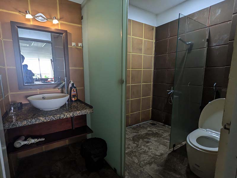 New-style serviced apartment for lease on Hoang Dieu street Ho Chi Minh
