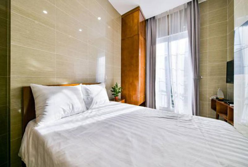 Serviced apartment for rent in Phung Van Cung Phu Nhuan District HCMC