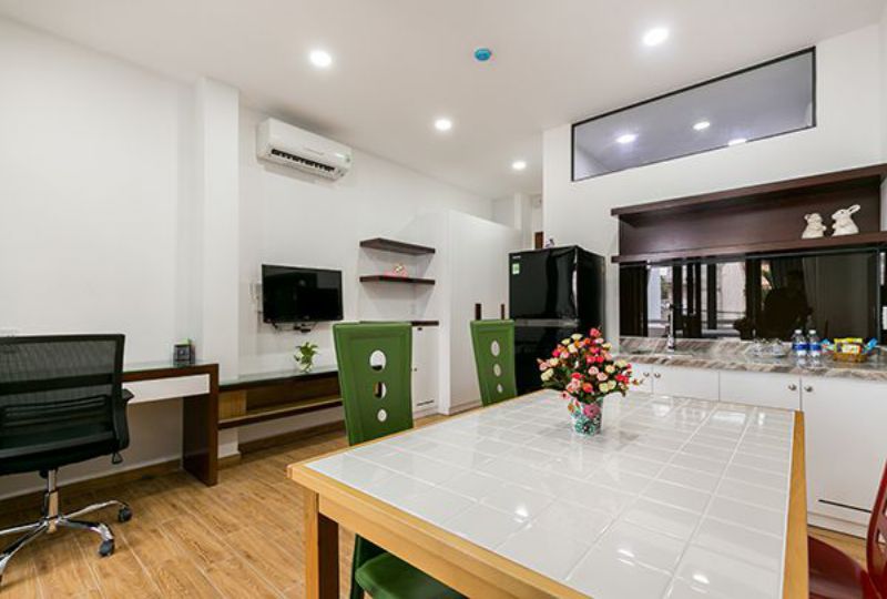 New serviced apartment on Le Van Sy street Tan Binh district for rent
