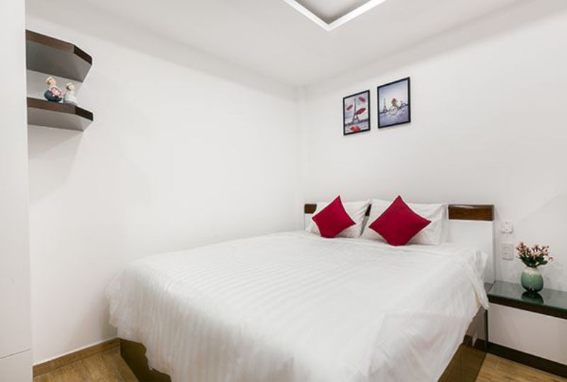 Studio serviced apartment for rent in Tan Binh district on Le Van Sy street