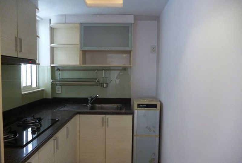 Bright serviced apartment for rent on Nam Ki Khoi Nghia street District 3