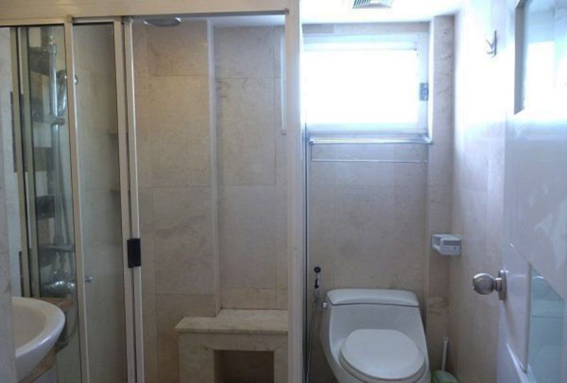 Bright serviced apartment for rent on Nam Ki Khoi Nghia street District 3