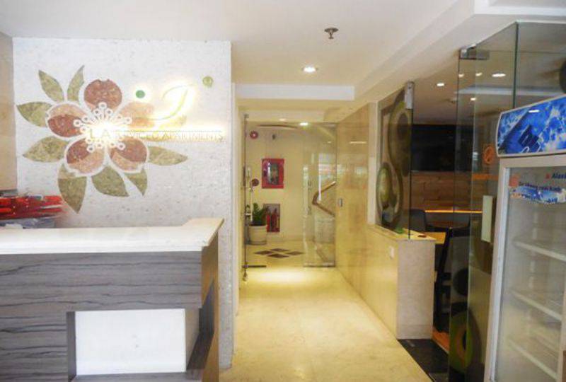 Bright serviced apartment for rent on Nam Ki Khoi Nghia street District 3
