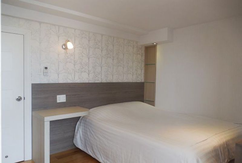 Bright serviced apartment for rent on Nam Ki Khoi Nghia street District 3