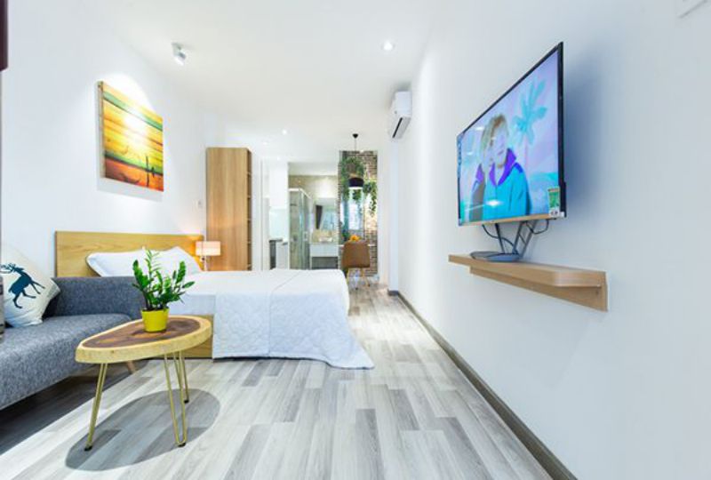 Nice serviced apartment for lease in Saigon city center Ho Hao Hon street