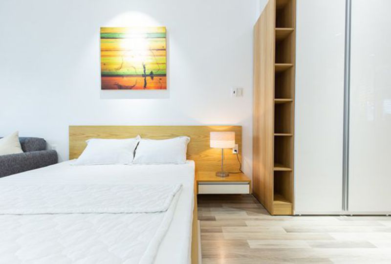 Nice serviced apartment for lease in Saigon city center Ho Hao Hon street