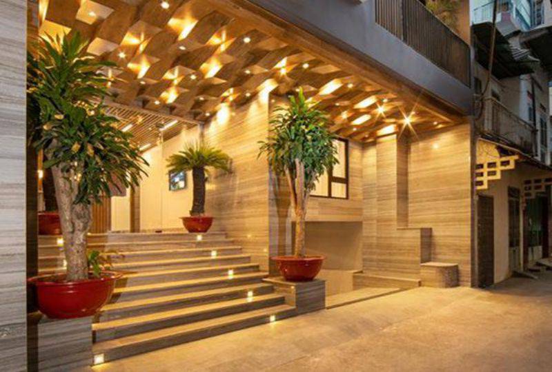 Bright serviced apartment on Pham Viet Chanh street Binh Thanh for lease
