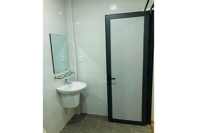 Serviced apartment for rent in Tan Binh District Yen The street