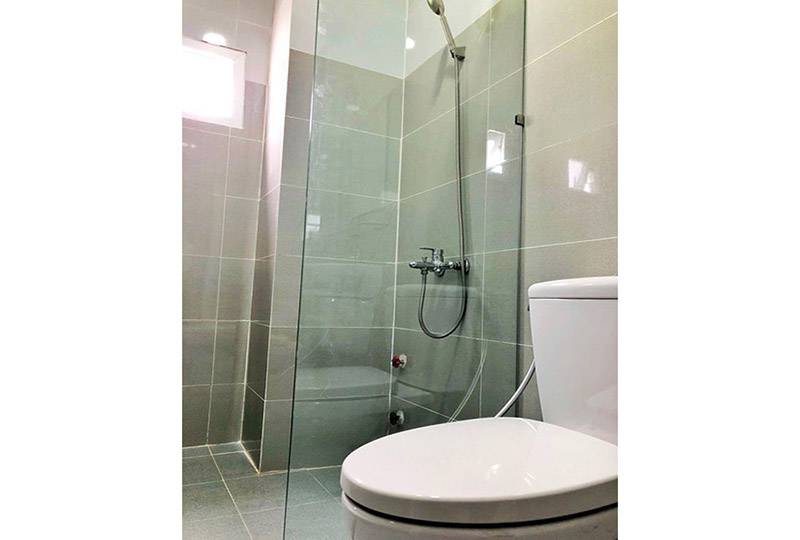 Bright serviced apartment in Binh Thanh district for rent with fully serviced