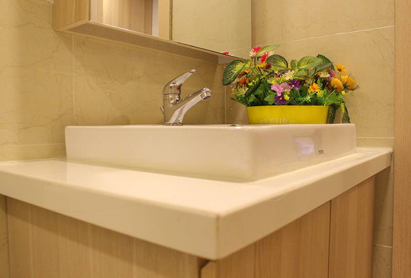 Now for rent a Serviced apartment on Tran Khanh Du street Tan Dinh area