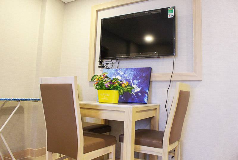Now for rent a Serviced apartment on Tran Khanh Du street Tan Dinh area