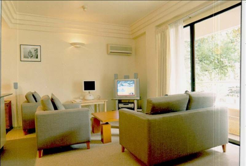 Luxury serviced apartment for rent on Ho Xuan Huong street - District 3