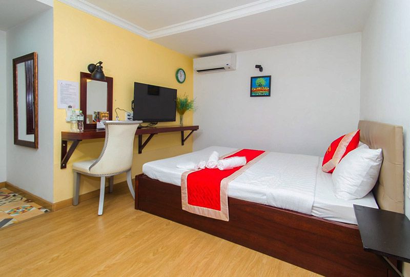 Studio serviced apartment for rent now in Phu Nhuan - Nguyen Van Troi st