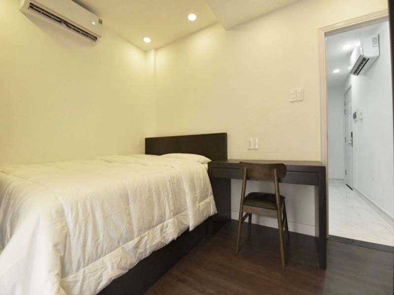 Serviced apartment for rent in District 3 next to railway station