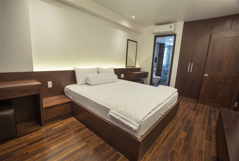 Saigon canal view serviced apartment for rent in District 3