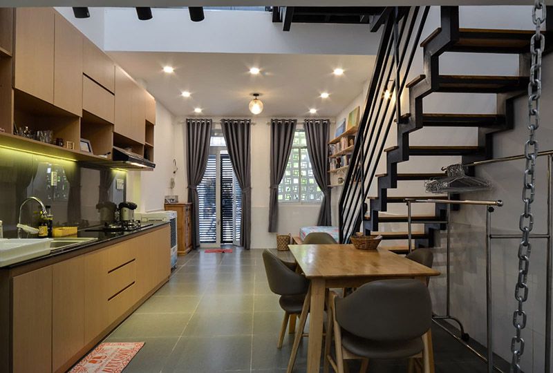 Nice house for rent in District 10 Saigon next to Le Thi Rieng Park