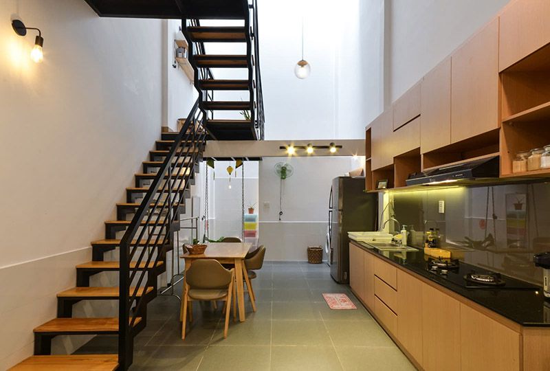 Nice house for rent in District 10 Saigon next to Le Thi Rieng Park