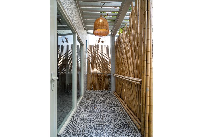 Serviced apartment for rent in District 1 - Fresh style with terrace