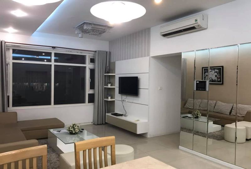 Apartment for rent in Binh Thanh Dist - Saigon Pearl high-rise building