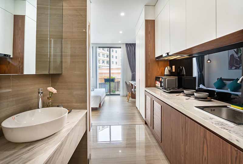 Serviced apartment for rent in District 1 next to Ben Thanh market