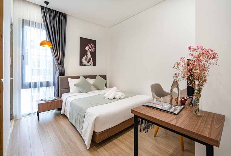 Serviced apartment for rent in District 1 next to Ben Thanh market