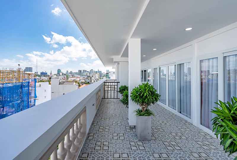 Serviced apartment for rent in District 3 next to Tan Dinh Market