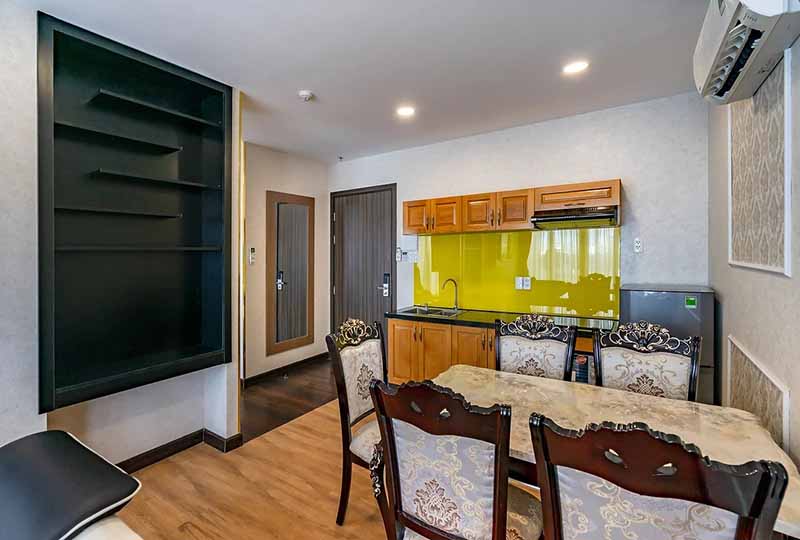 Serviced apartment for rent in District 3 next to Tan Dinh Market
