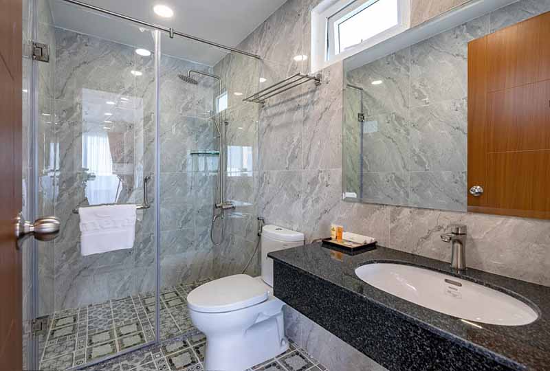 Penthouse for rent in District 3 Saigon with fully furnished