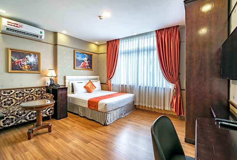 Serviced studio apartment for rent on Phu My Hung District 1