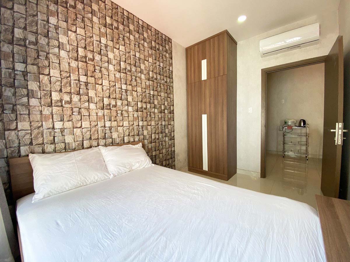Two bedroom serviced apartment for rent In Binh Thanh Dist, next to Dinh Tien Hoang