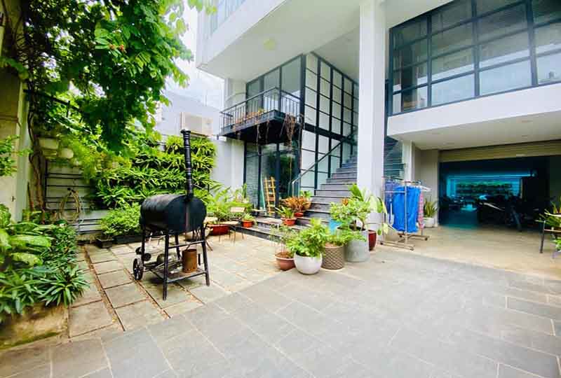 Two-bedroom serviced flat for lease on Thao Dien area Dist 2 Saigon