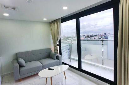 Bright Serviced apartment for rent in District 3 on Nguyen Thong Street