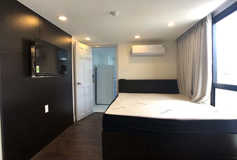 Bright Serviced apartment for rent in District 3 on Nguyen Thong Street